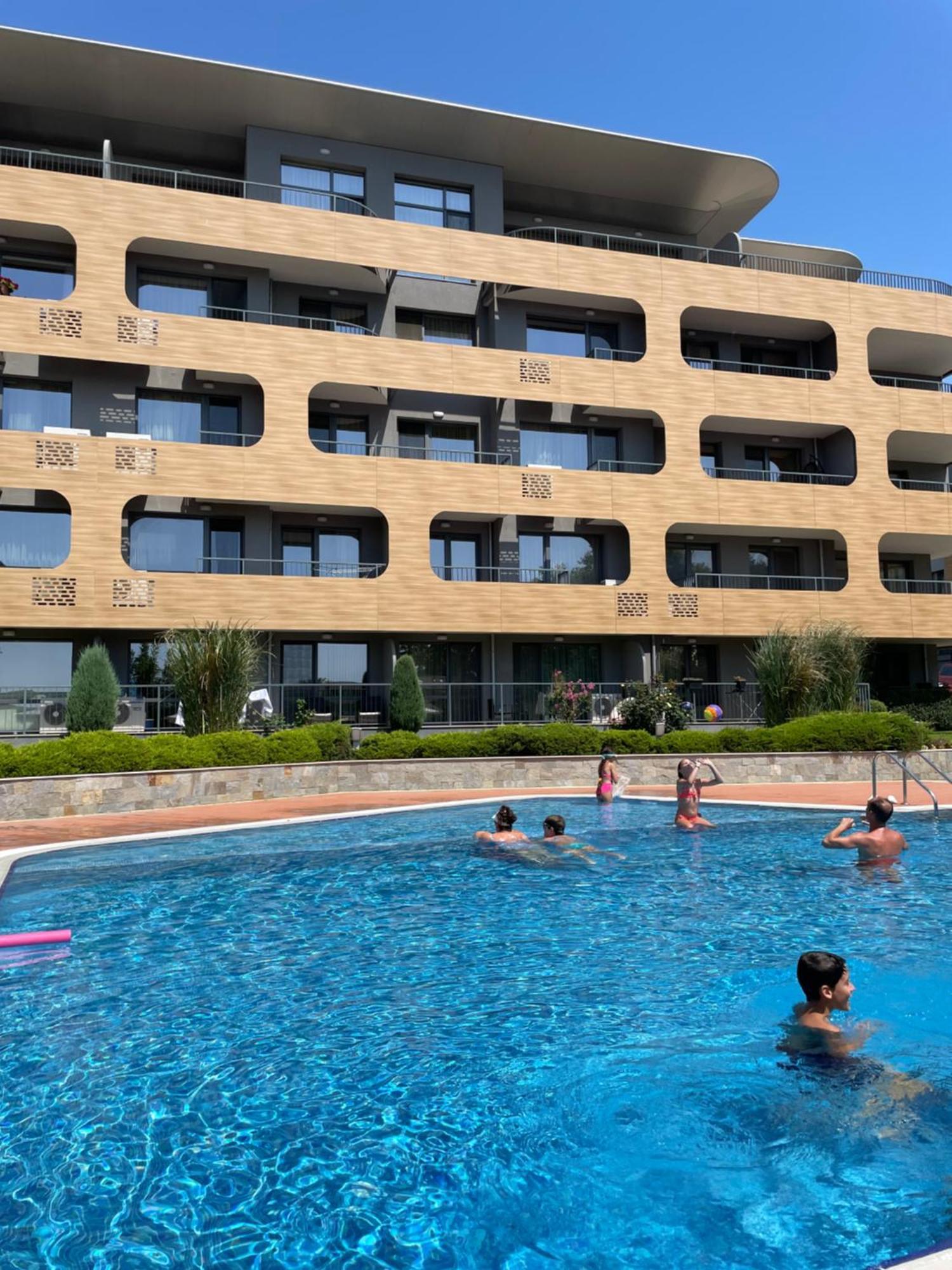 וארנה Freddo Apartment - Coral Residence Complex With Parking & Pool מראה חיצוני תמונה